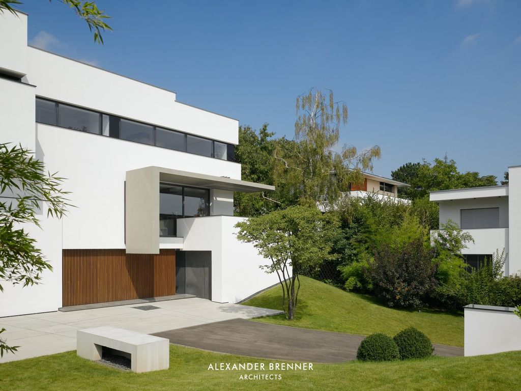 The Elegant House Strauss in Stuttgart by Alexander Brenner Architects
