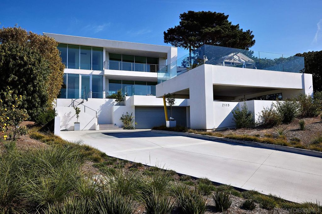 The Del Mar Home is a coastal contemporary property offers magical 180 degree ocean views now available for sale. This home located at 2115 Balboa Ave, Del Mar, California