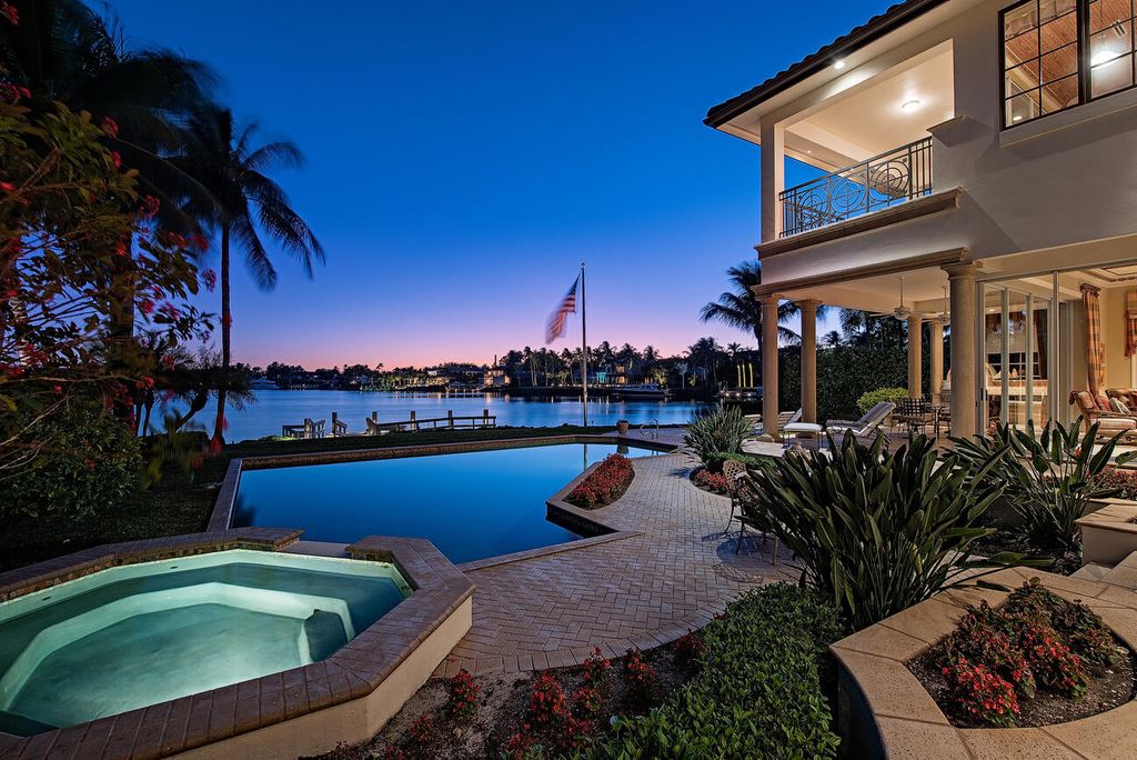 The Naples Home is a luxurious home on Treasure Cove offers expansive, long water views south over the waterway now available for sale. This home located at 696 Spyglass Ln, Naples, Florida; offering 6 bedrooms and 7 bathrooms with over 7,500 square feet of living spaces.
