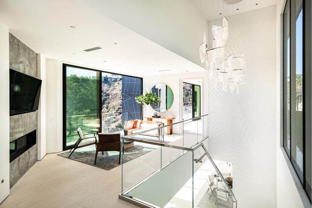 This-14990000-Bel-Air-Home-designed-with-Dramatic-Indoor-and-Outdoor-Flow-3