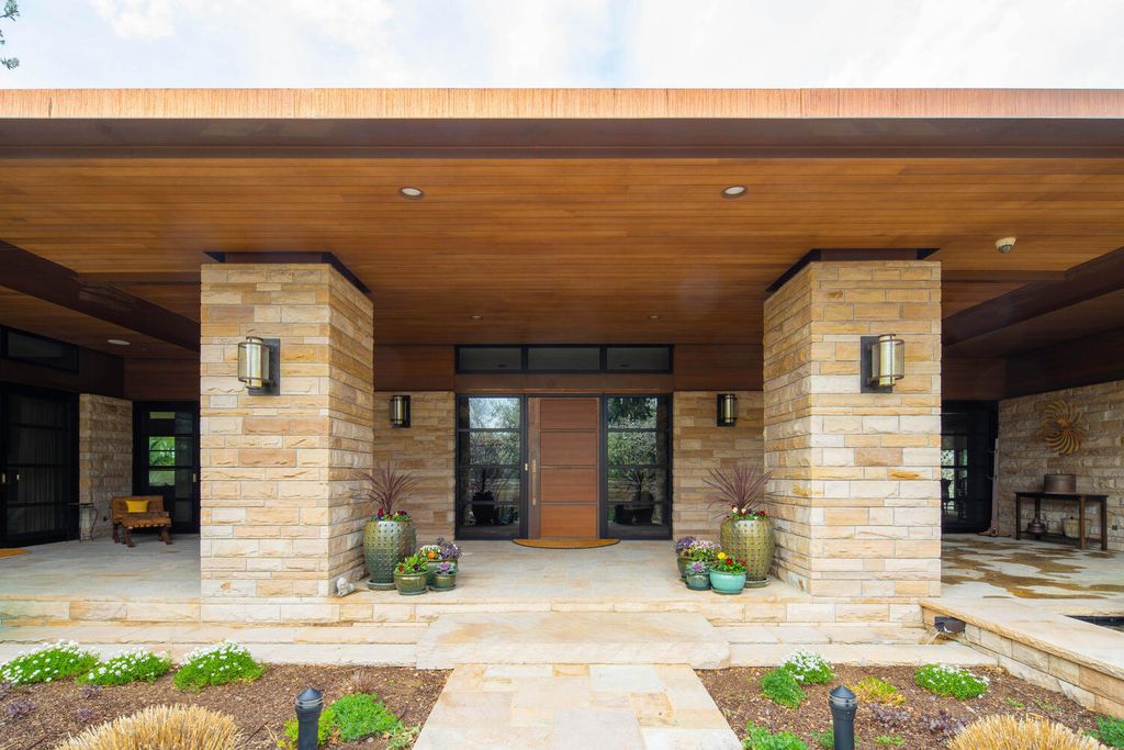 The Contemporary Home in Colorado is Denver’s finest residence sits on more than six acres walkable to Cherry Creek now available for sale. This home located at 9 Polo Club Ln, Denver, Colorado