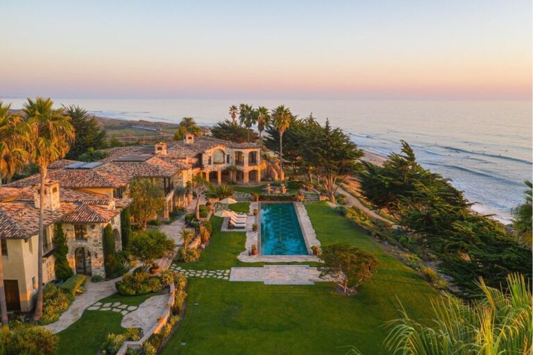 This $38,000,000 San Clemente Oceanfront Villa provides Unparalleled Privacy