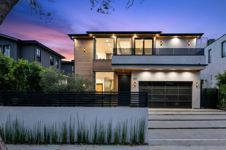 Exceptional Home in Los Angeles Built to Perfection for Sale at $4,425,000