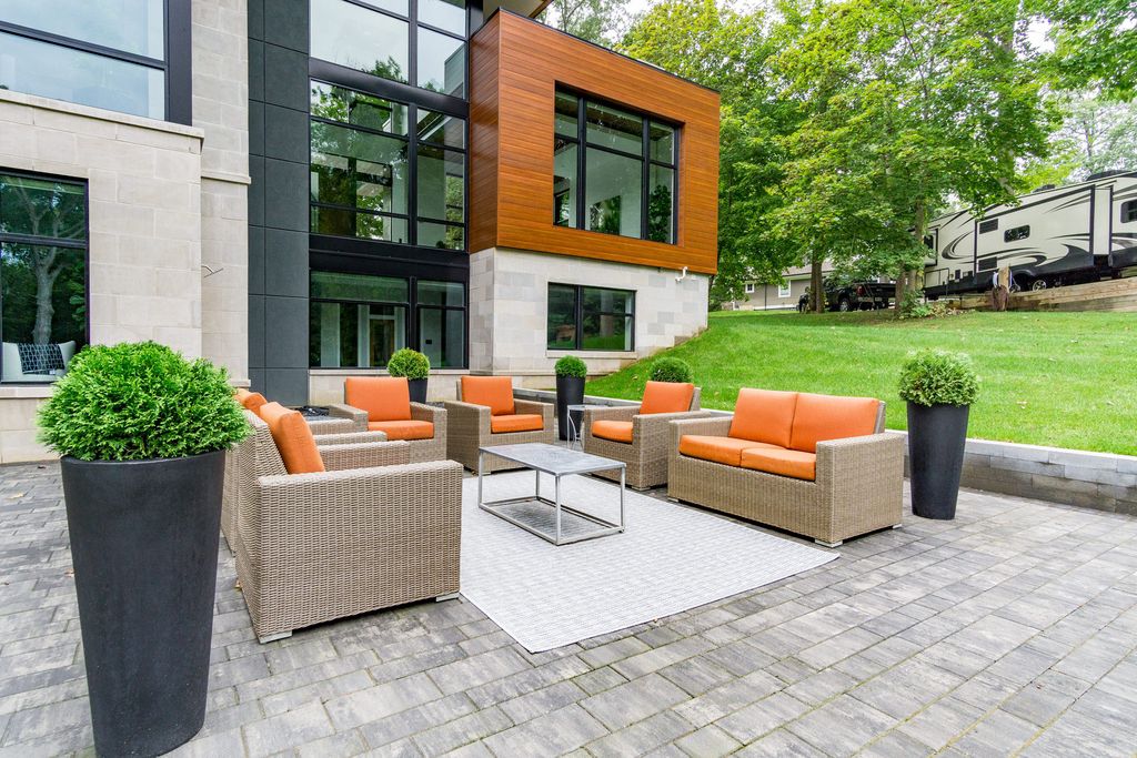 The Home in Michigan is a Marvelous Custom Contemporary designed by AZD Architects offers the utmost unique contemporary elegance now available for sale. This home located at 3777 Orion Rd, Oakland, Michigan