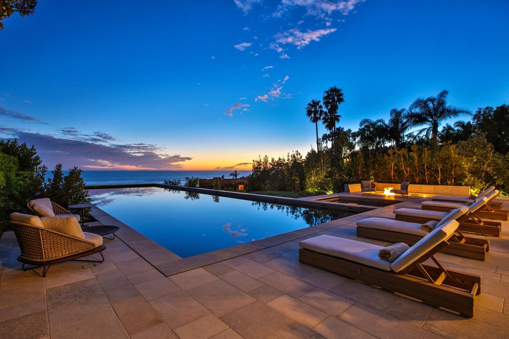 The Retreat in Malibu is a newly-constructed gated and private bluff-top property with panoramic ocean views now available for sale. This home located at 33740 Pacific Coast Hwy, Malibu, California