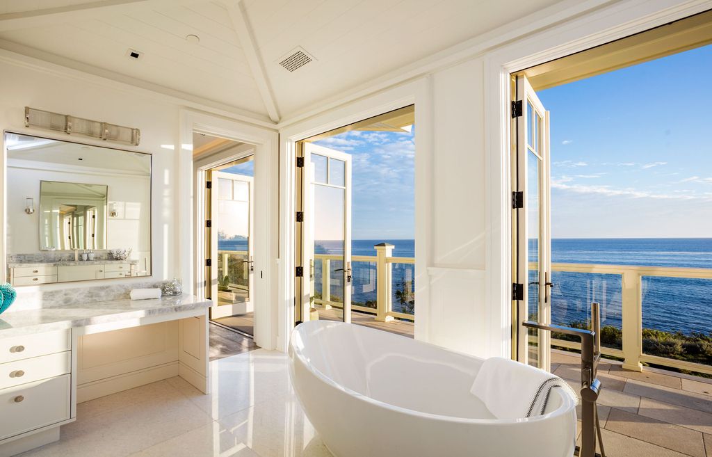 45000000-Private-Bluff-top-Retreat-in-Malibu-with-Panoramic-Ocean-Views-8