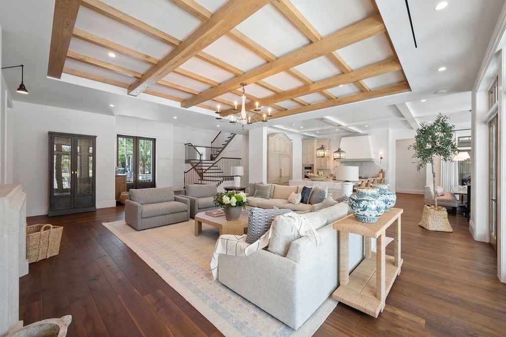 The Home in Naples is a A brand new, one of kind, fully furnished masterpiece with panoramic southern exposure now available for sale. This home located at 376 Yucca Rd, Naples, Florida
