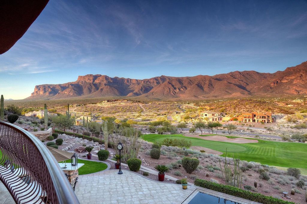 A magnificent Arizona estate has unequaled mountain view asking for $3,549,000