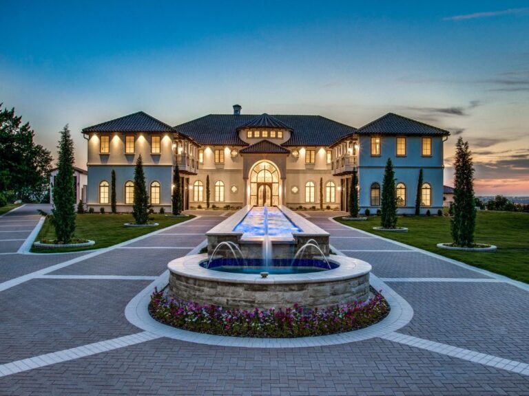 An Elegantly Intimate Estate in Texas with Panoramic Views for Sale at $9,950,000