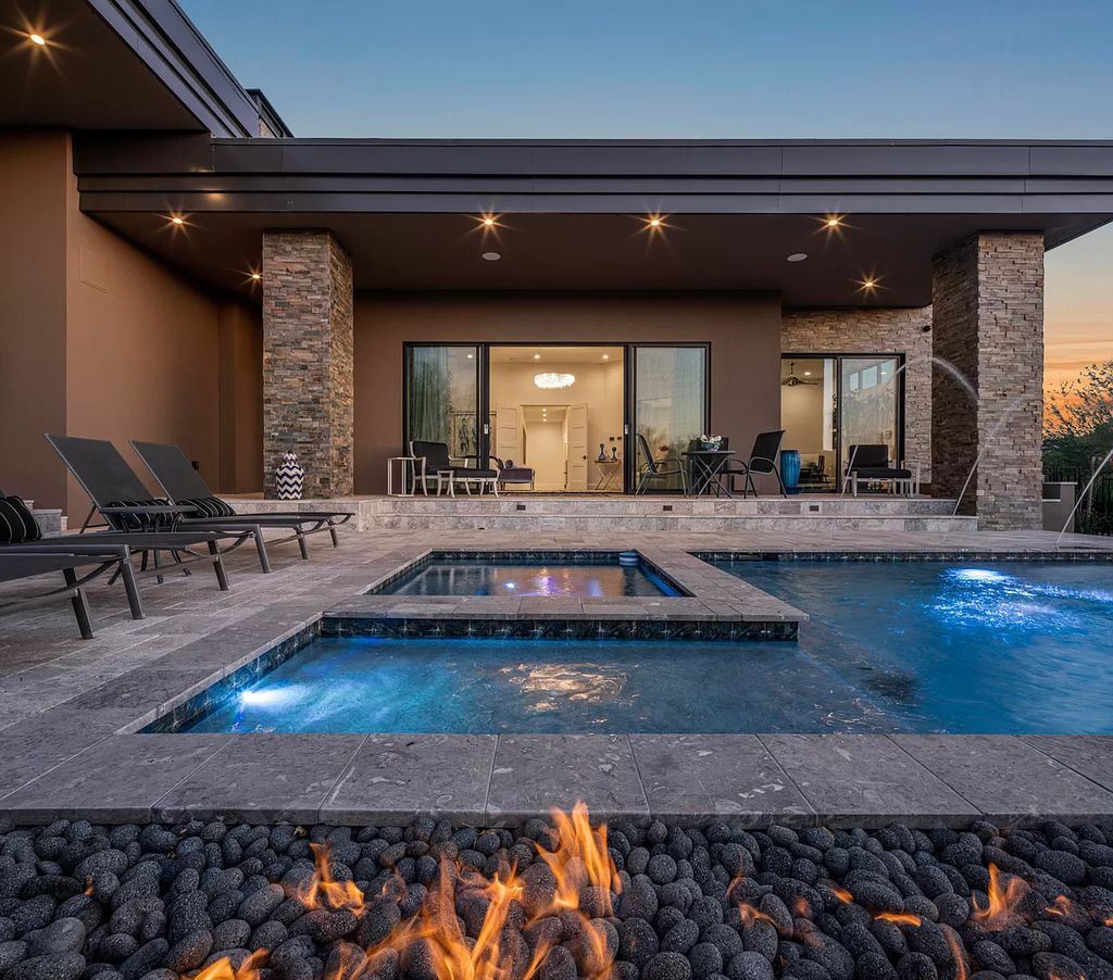 Superb Arizona newly built home at Scottsdale with Pinnacle Peak view listed for $5,200,000