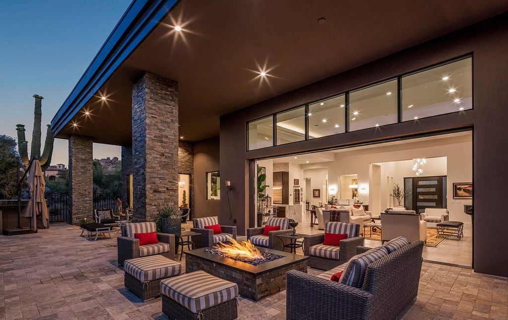 Arizona-newly-built-home-at-Scottsdale-with-Pinnacle-Peak-view-listed-for-5200000