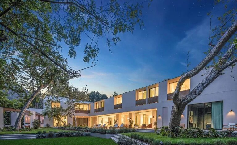 Brand New Construction Brentwood Mansion hits Market for $25,000,000