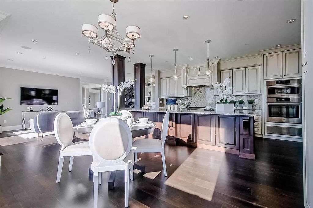 The Exquisite Dream Home in West Vancouver is a beautiful home now available for sale. This home located at 1411 Chartwell Dr, West Vancouver, BC V7S 2R7, Canada