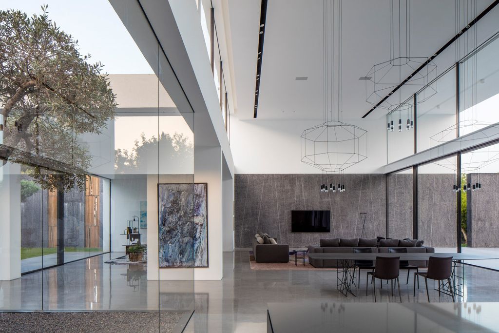 F House, An Opulent up-to-date Residence by Pitsou Kedem Architects