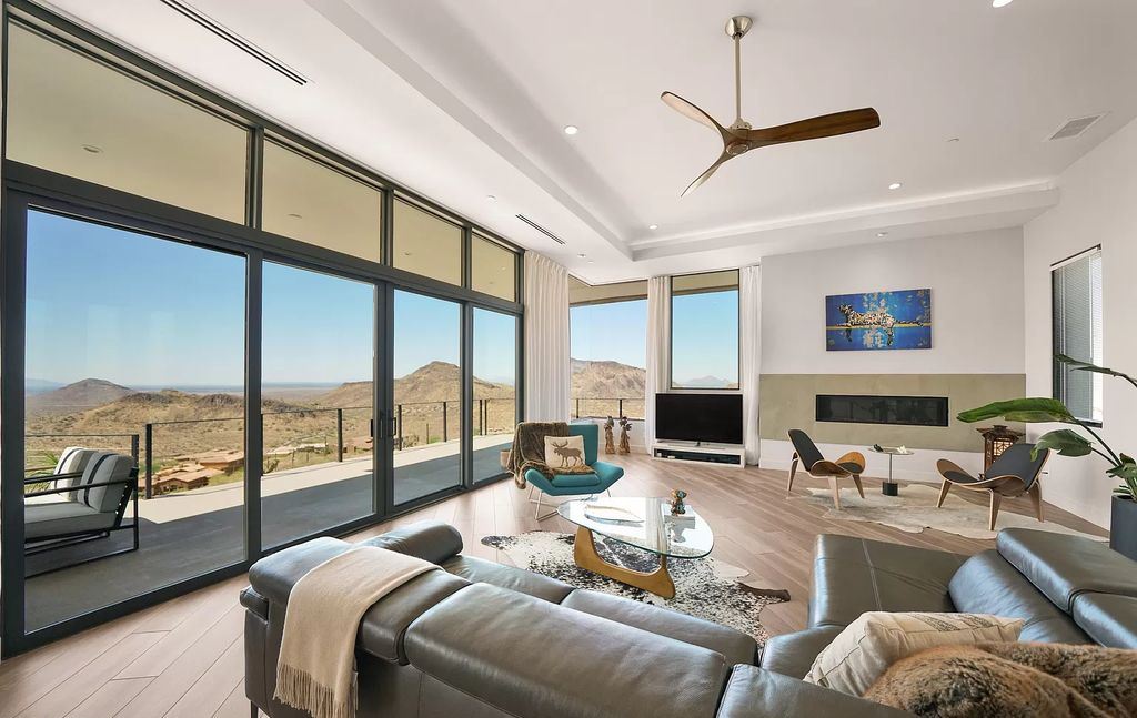 Gorgeous Arizona hillside home with floor to ceiling windows hits Market for $3,250,000