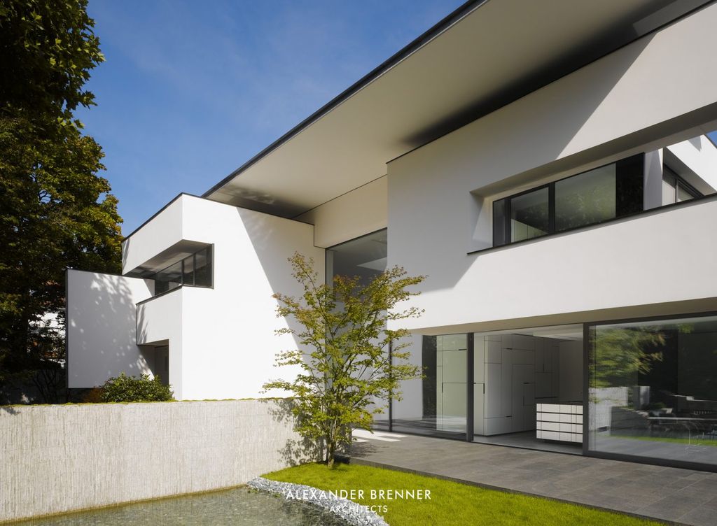 House Heidehof, an Elegant white artwork by Alexander Brenner Architects