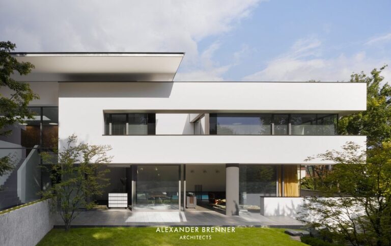 House Heidehof, an Elegant white Artwork by Alexander Brenner Architects