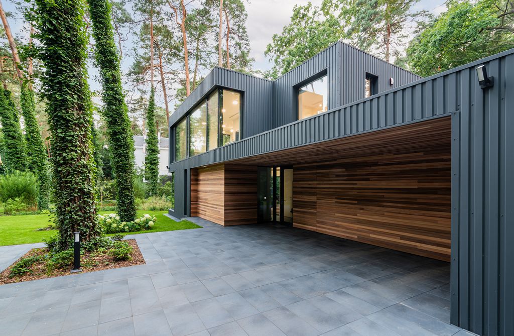 Impressive House Blended Into The Forest in Poland by Z3Z ARCHITEKCI