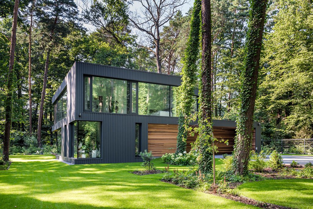 Impressive-House-Blended-Into-The-Forest-in-Poland-by-Z3Z-ARCHITEKCI-4