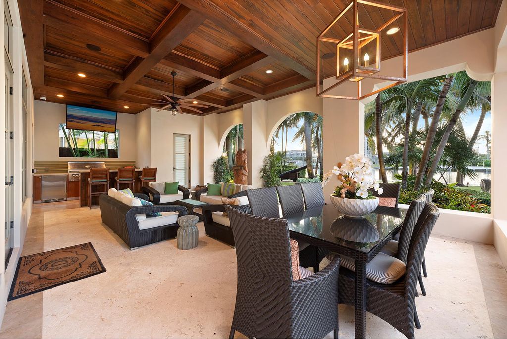 Incredible-Delray-Beach-home-in-Florida-with-over-9.200-Square-feet-of-living-space-19