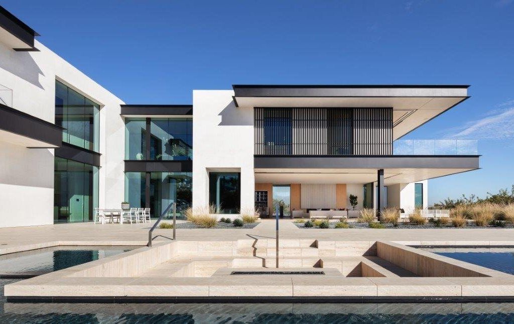 Laurel-Way-House-A-Brand-New-Modern-Trophy-Estate-by-Mcclean-Design-8