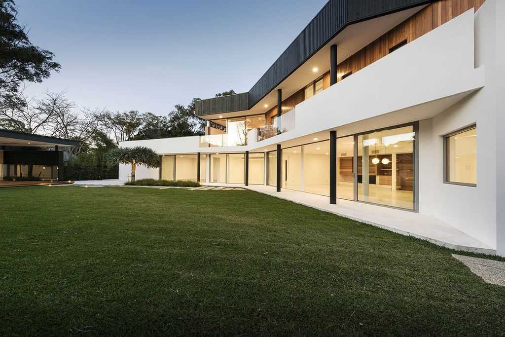 Luxurious-Dalkeith-Residence-in-Australia-by-Hillam-Architects-8