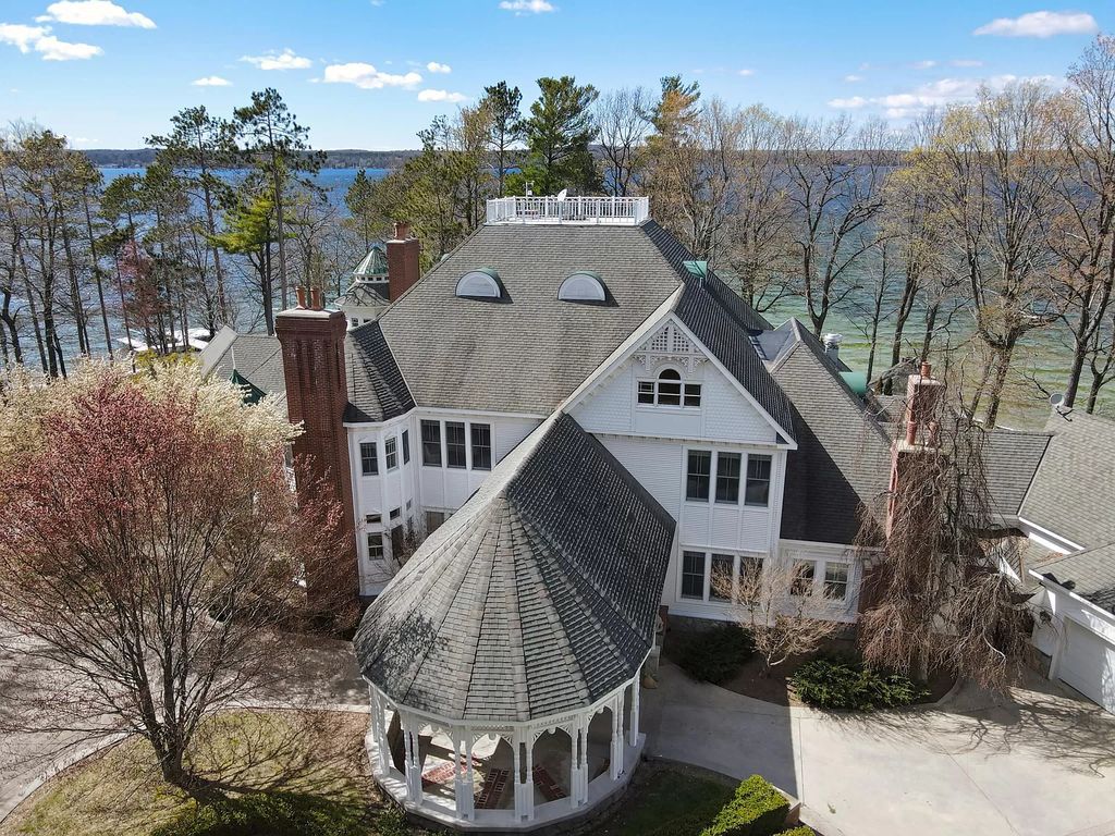 The Recognizable Home in Michigan is a luxurious home now available for sale. This home located at 3063 Red Pine Point Dr, Indian River, Michigan