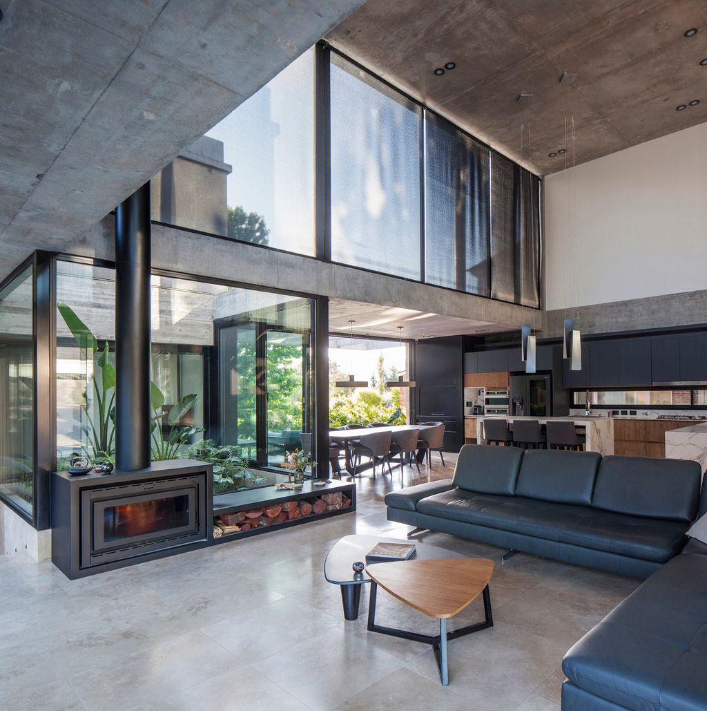 Sophisticated-Y-House-in-Argentina-by-Jorgelina-Tortorici-Asociados-11