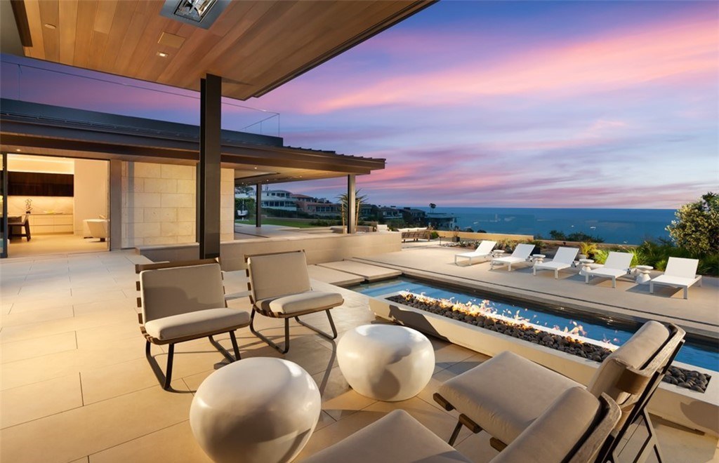 The-finest-Mansion-in-Laguna-Beach-comes-to-Market-for-48850000-33