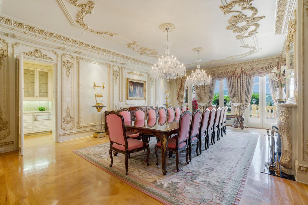 The-most-Luxurious-Villa-in-Westlake-Village-comes-to-Market-at-28000000-16