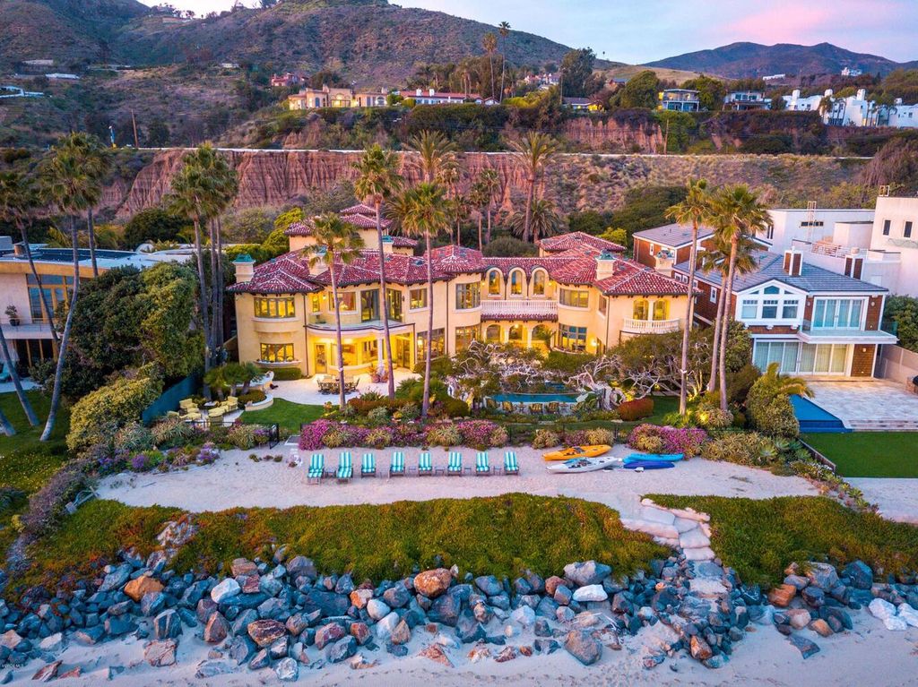 The Beachfront Mansion in Malibu is an architectural tour-de-force offers features and amenities that most can only dream of now available for sale. This home located at 31272 Broad Beach Rd, Malibu, California