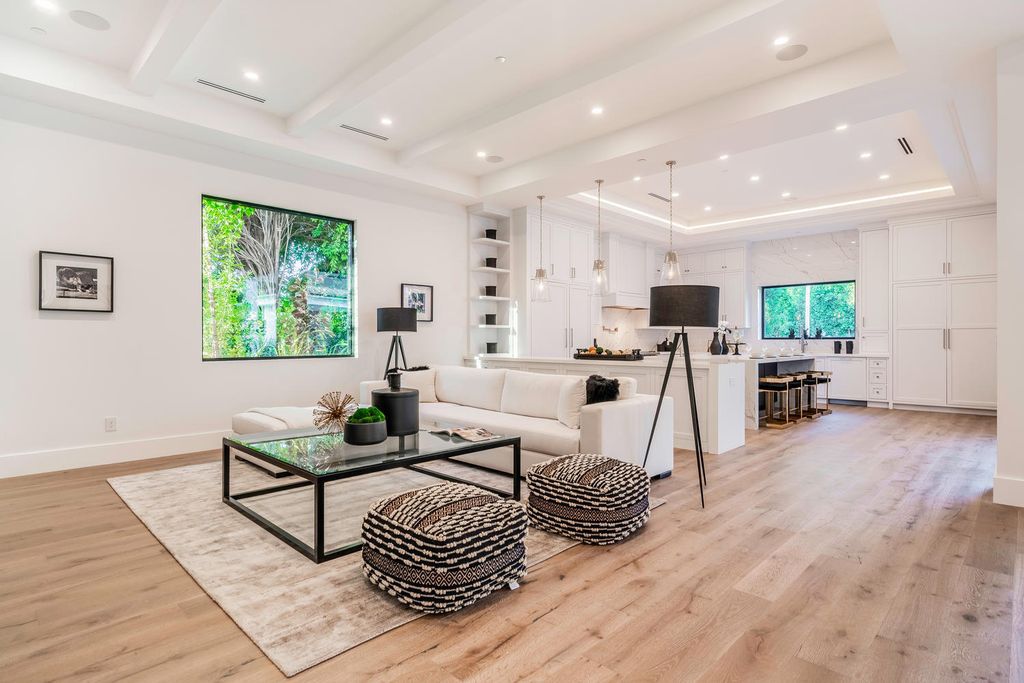 The Smart Home in Encino is a Captivating newly constructed Masterpiece in the highly sought-after Amestoy Estates neighborhood now available for sale. This home located at 5412 Aldea Ave, Encino, California