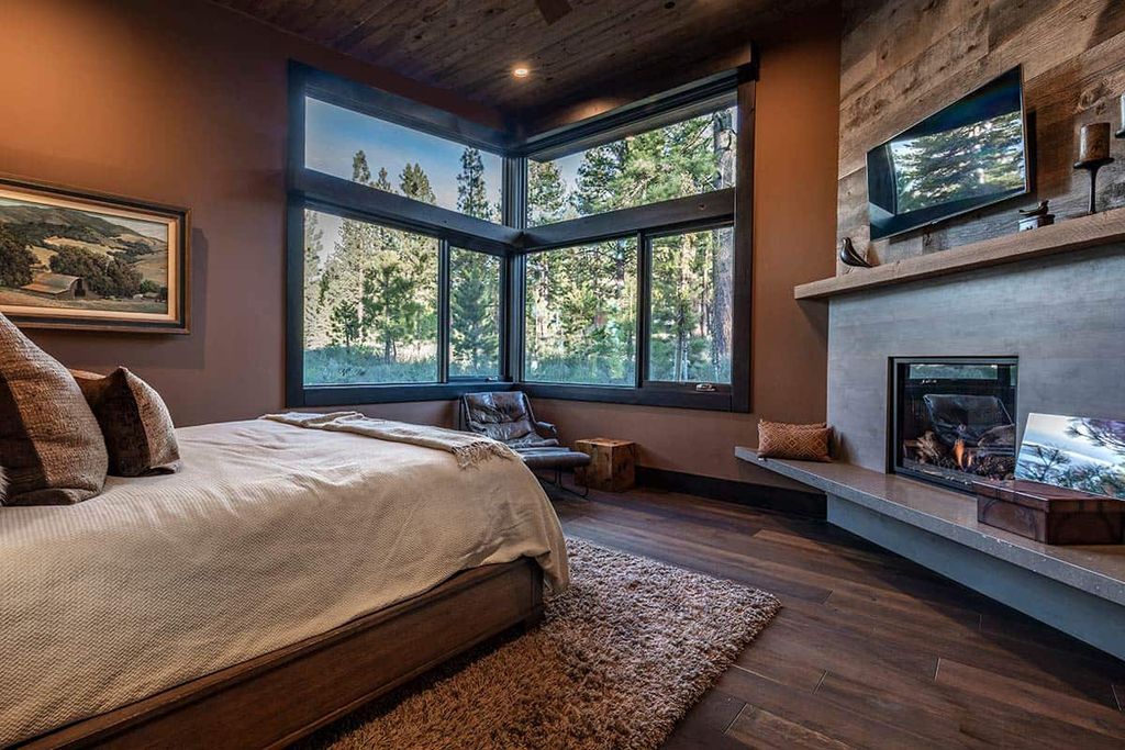 The Martis Camp Home is an attractive retreat with views of Lookout Mountain and has large outdoor patio off the great room with firepit now available for sale. This home located at 9625 Dunsmuir Way, Truckee, California