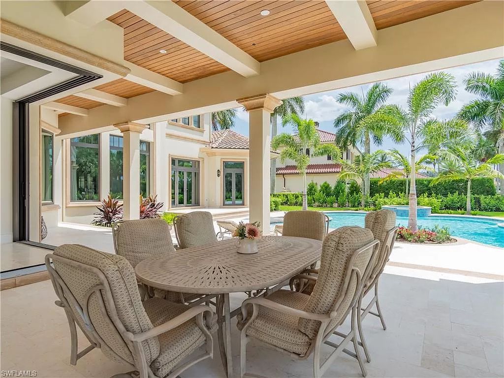 This-6100000-Newly-Built-Home-in-Naples-exudes-Unrivaled-Quality-and-Character-13