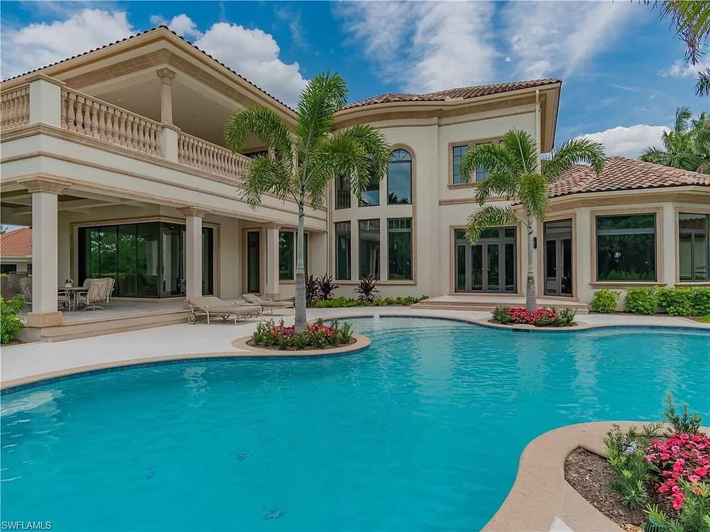 This-6100000-Newly-Built-Home-in-Naples-exudes-Unrivaled-Quality-and-Character-3