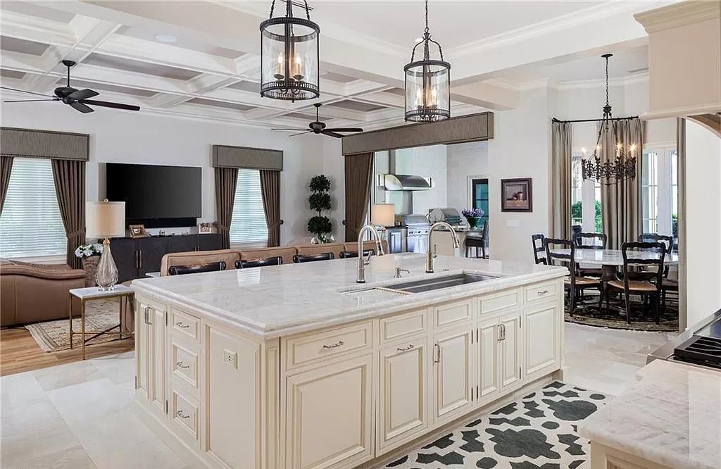 The Home in Naples is a private, double-gated estate area of the Tiburon community offering a luxury lifestyle now available for sale. This home located at 2577 Escada Dr, Naples, Florida