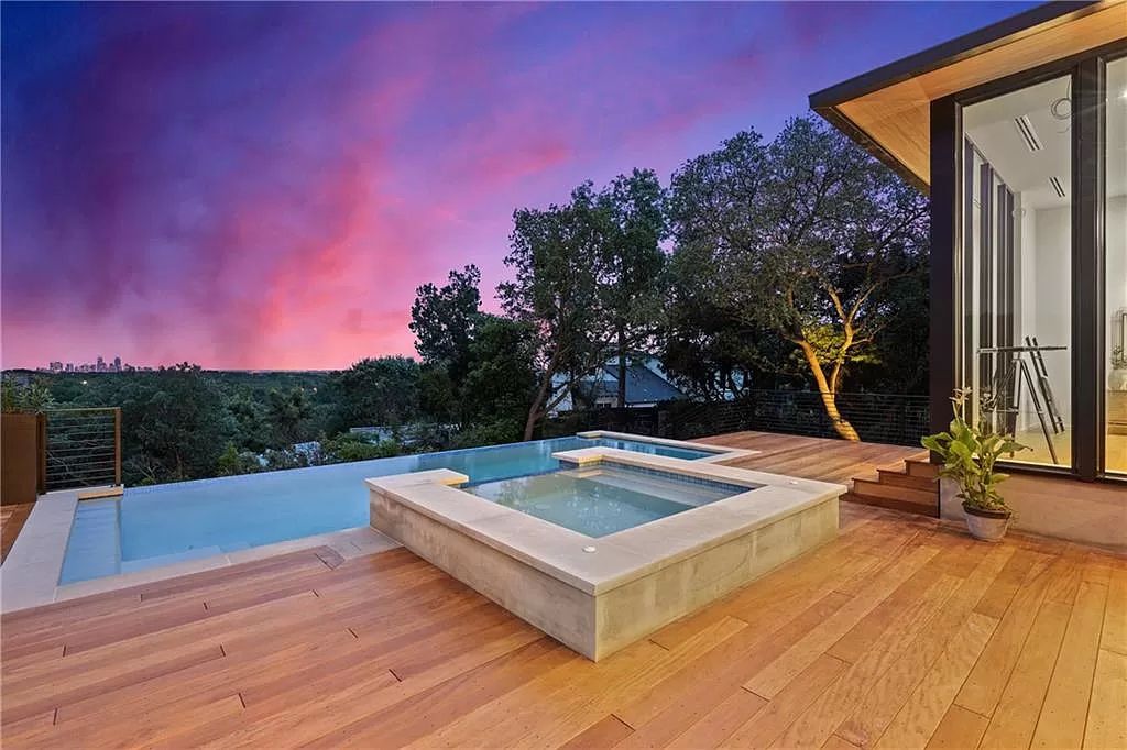 This-8990000-Stunning-Austin-Home-brings-Timeless-Beauty-to-Contemporary-Design-10