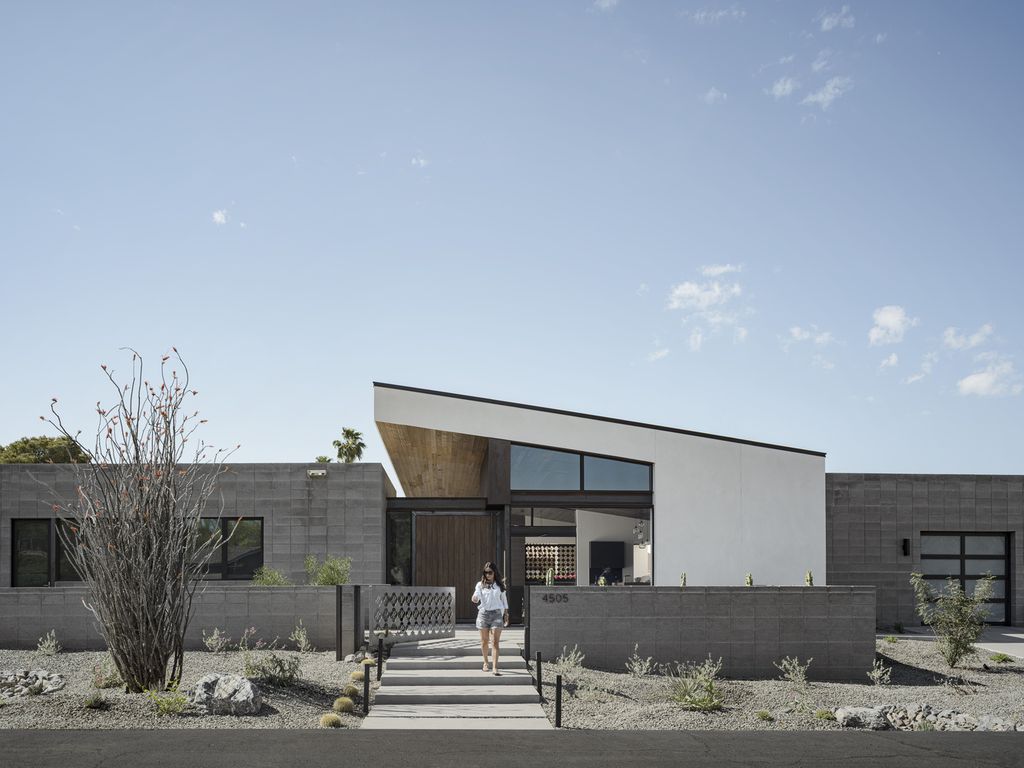 Unique Big Top House Embraces Mountain Views by The Ranch Mine (11)