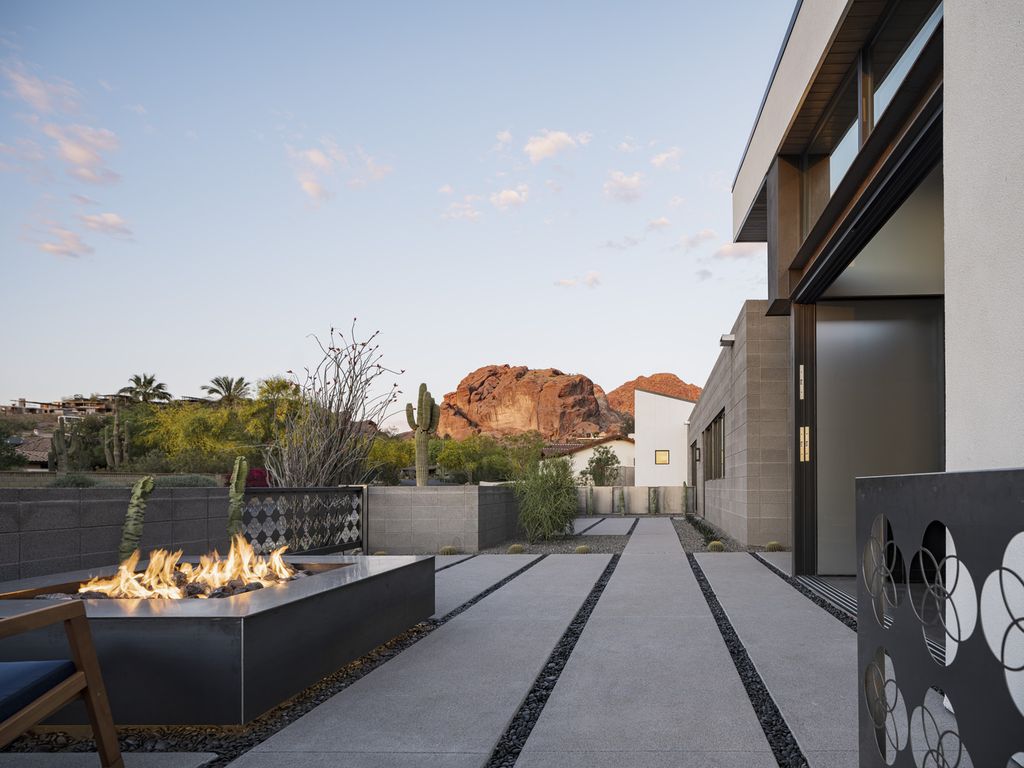 Unique Big Top House Embraces Mountain Views by The Ranch Mine