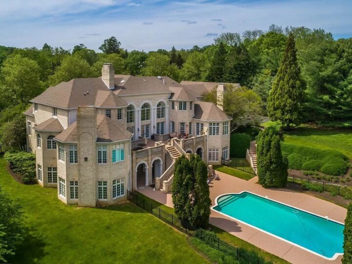 Million dollar homes Latest highend real estates price below 10M