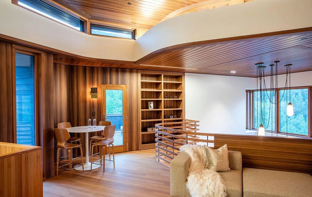 A Striking Colorado estate has meticulously crafted woodwork selling for $13,995,000