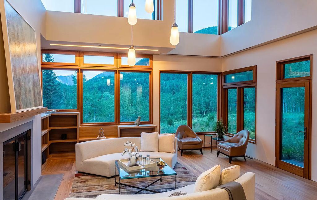 A Striking Colorado estate has meticulously crafted woodwork selling for $13,995,000