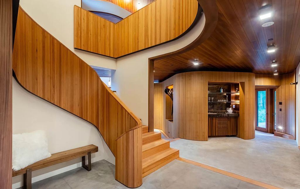 A Striking Colorado estate has meticulously crafted woodwork selling for $13,995,000