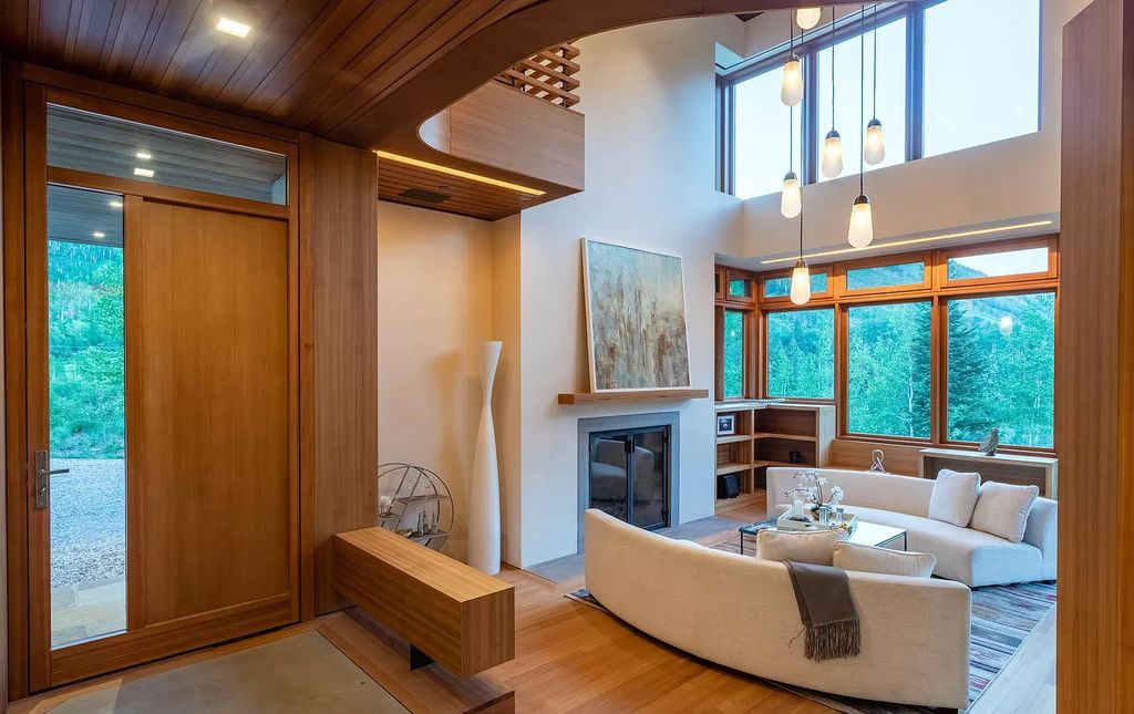 A Striking Colorado estate has meticulously crafted woodwork selling for $13,995,000