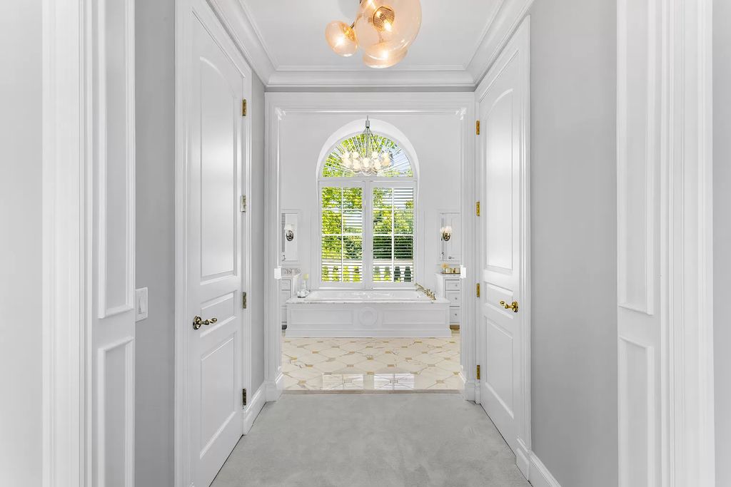 Elegance Southampton home in New York offering French Country lifestyle sells for $9,950,000