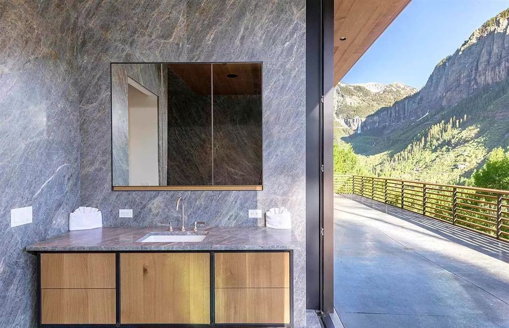 Unrivaled Colorado house created by Efficiency Label for Architecture hit Market for $25,000,000