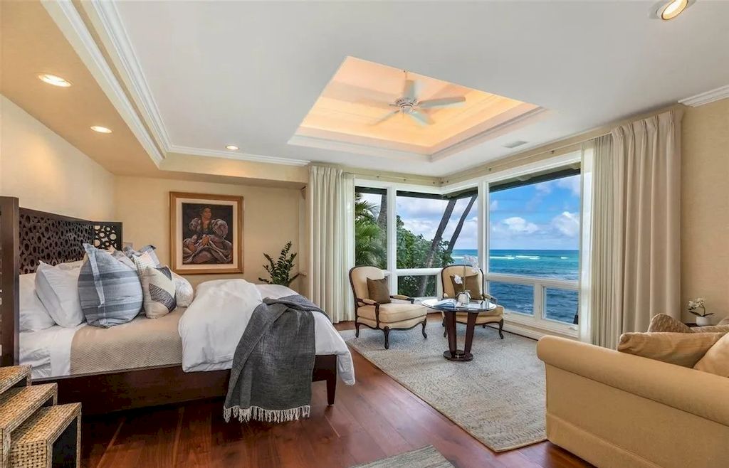 Featuring Romantic Views of the Blue Pacific Ocean, this Extraordinary Hawaii Beach House Offered at $17,975,000