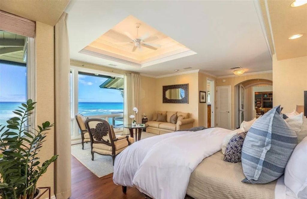 Featuring Romantic Views of the Blue Pacific Ocean, this Extraordinary Hawaii Beach House Offered at $17,975,000