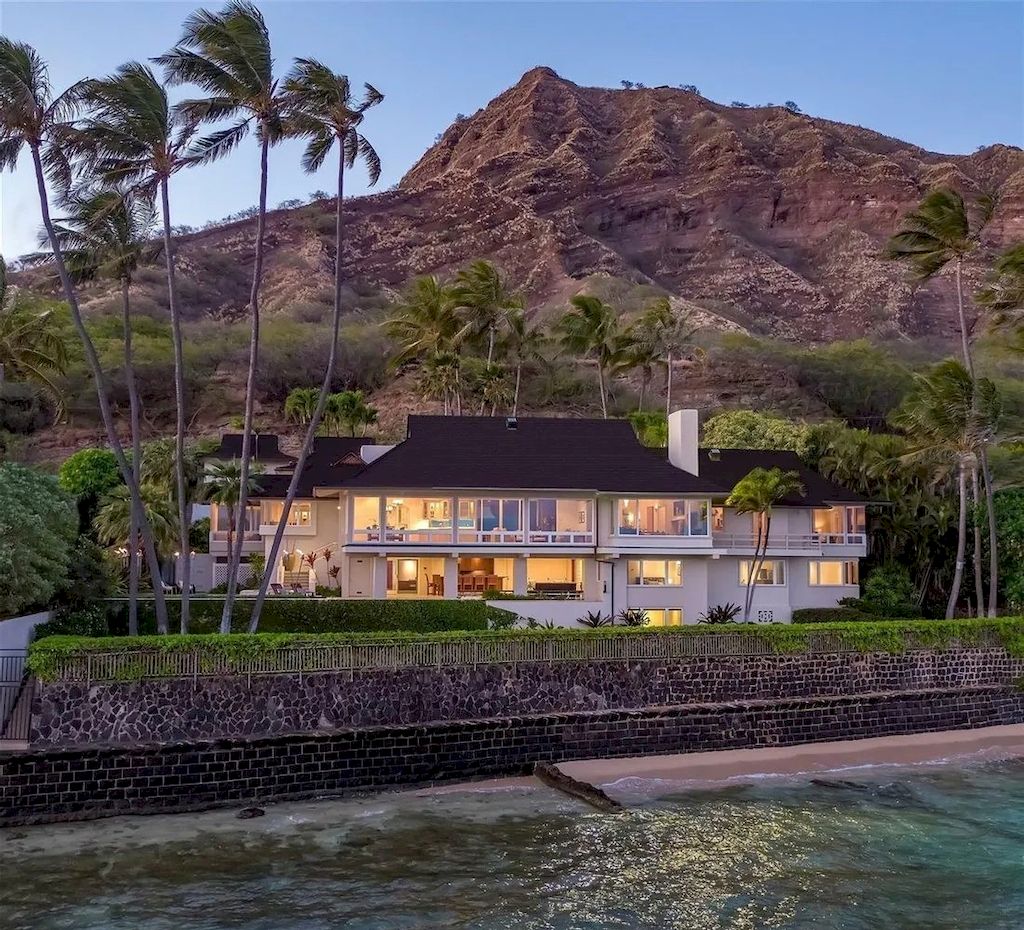 Featuring Romantic Views of the Blue Pacific Ocean, this Extraordinary Hawaii Beach House Offered at $17,975,000