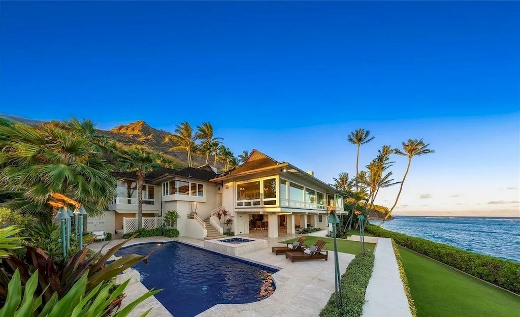 Featuring Romantic Views of the Blue Pacific Ocean, this Extraordinary Hawaii Beach House Offered at $17,975,000